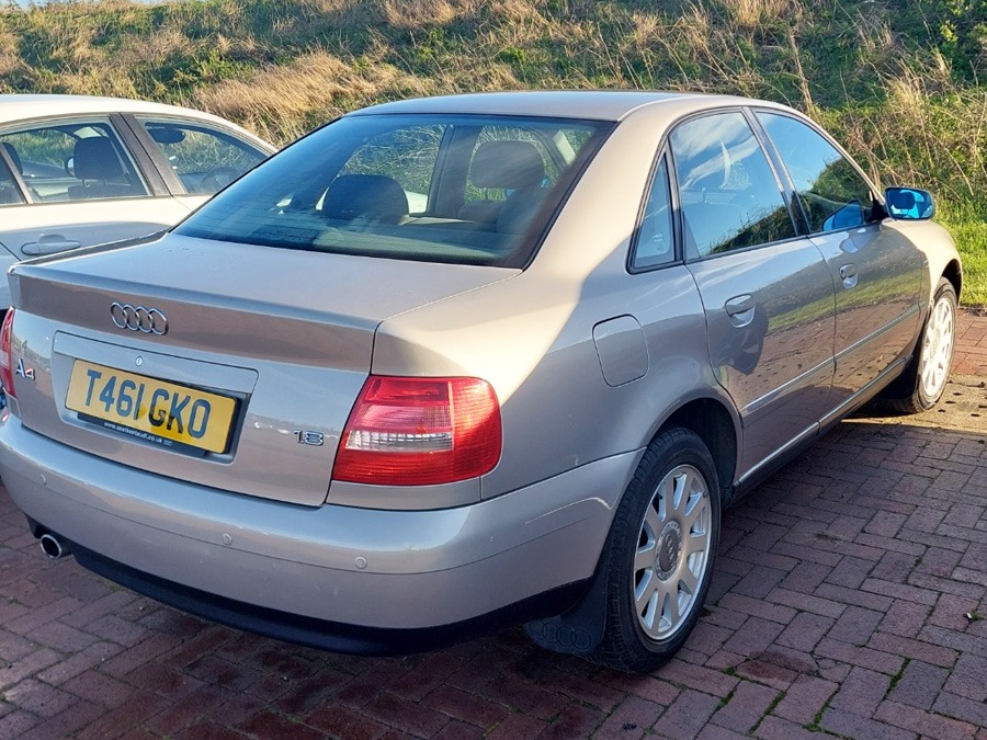 1998 Audi A4 Image 2