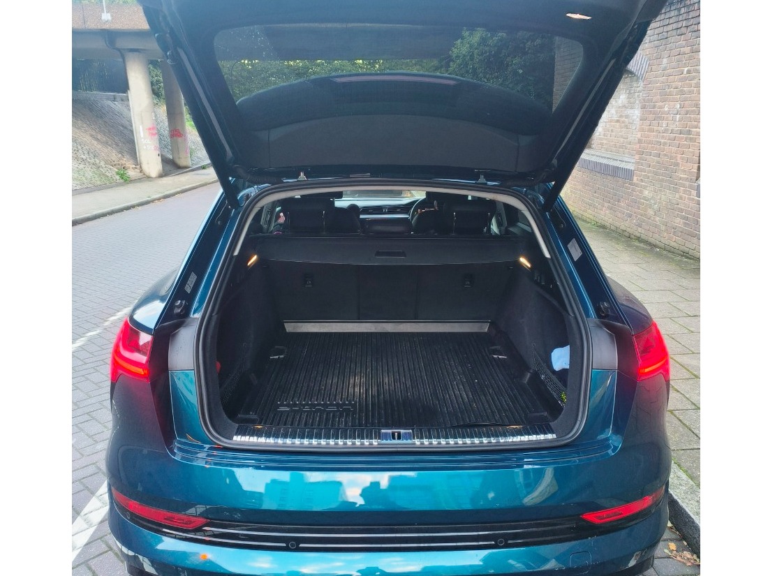 2019 Audi E-Tron Image 7