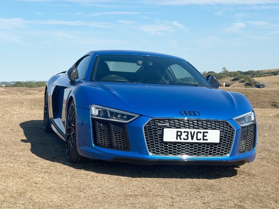 2016 Audi R8 Image 1