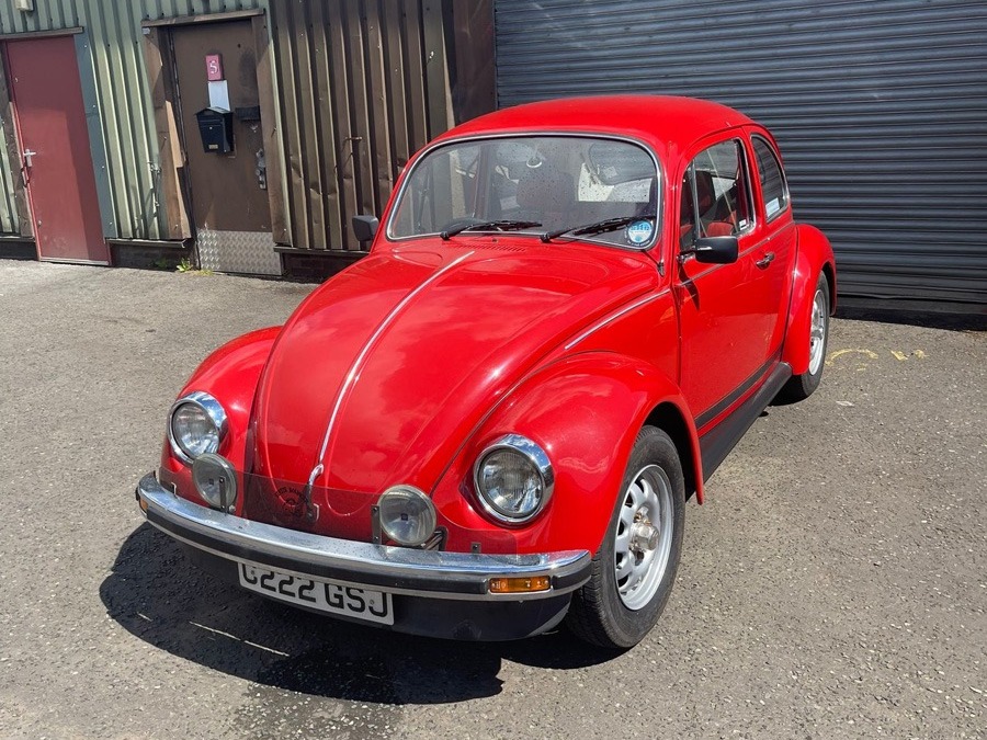 1985 Volkswagen Beetle Image 1