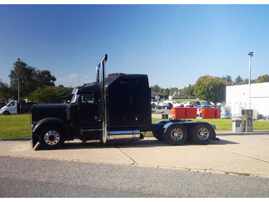 1995 Kenworth W900L Image 5