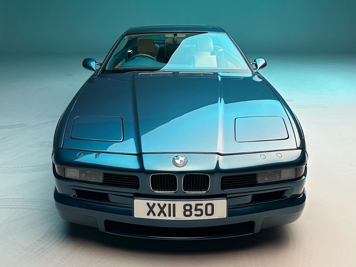 1993 BMW 8 Series Image 1