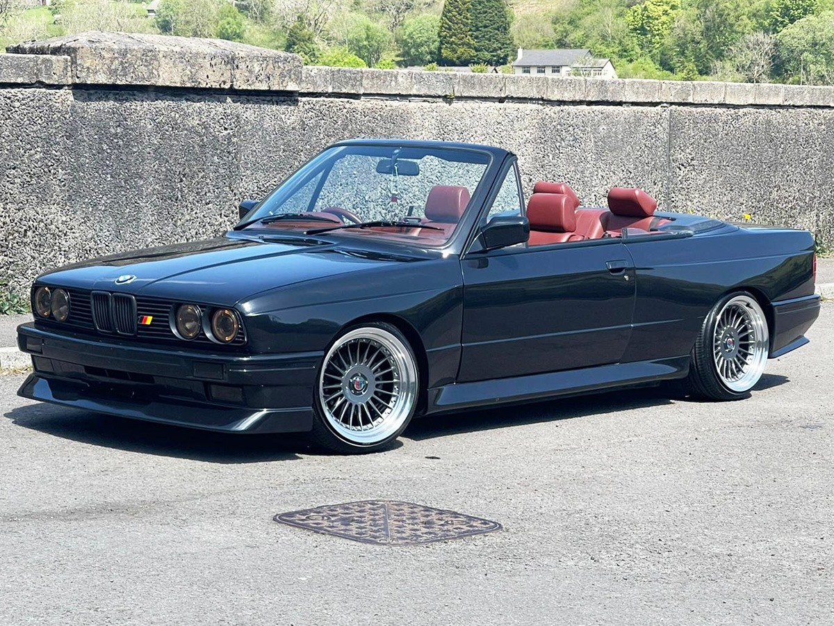 1990 BMW 3 Series Image 1