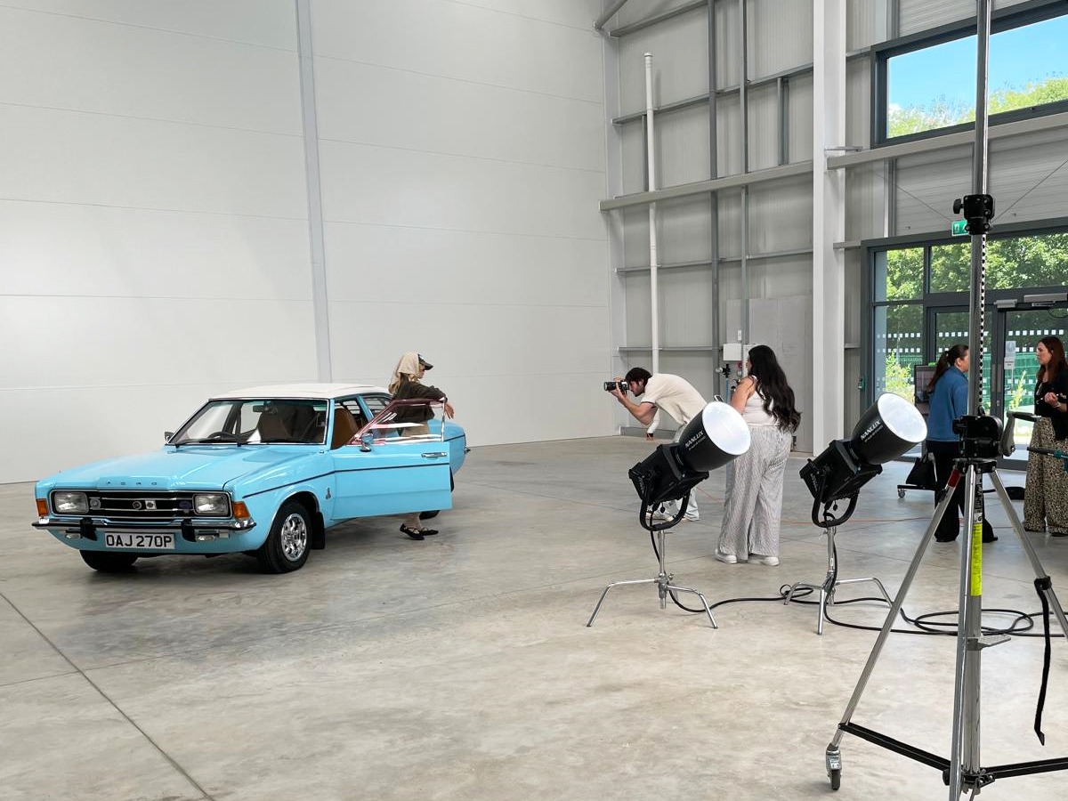 1976 Ford Cortina Image 2