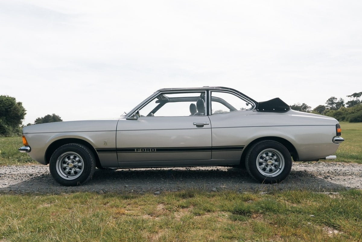 1976 Ford Cortina Image 2