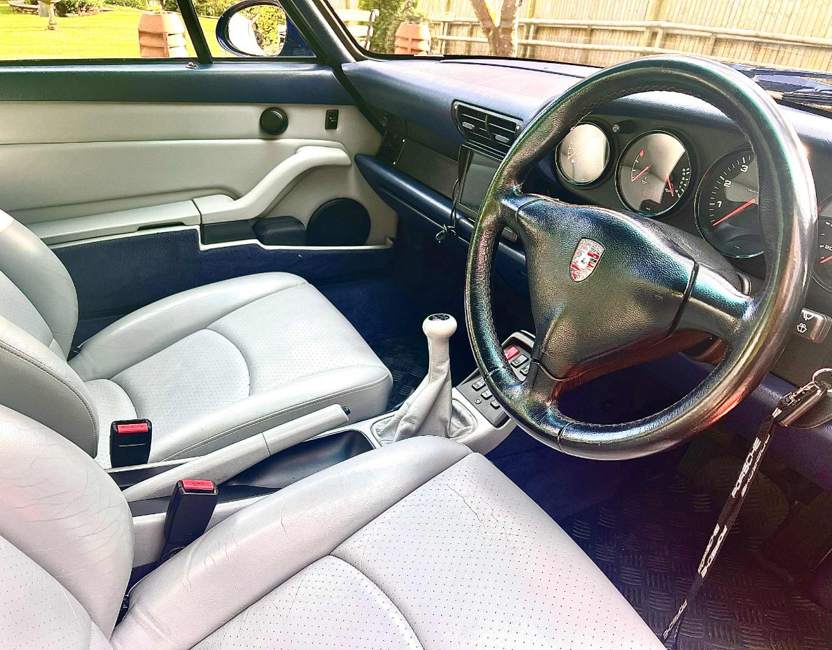 1995 Porsche 911 Image 4
