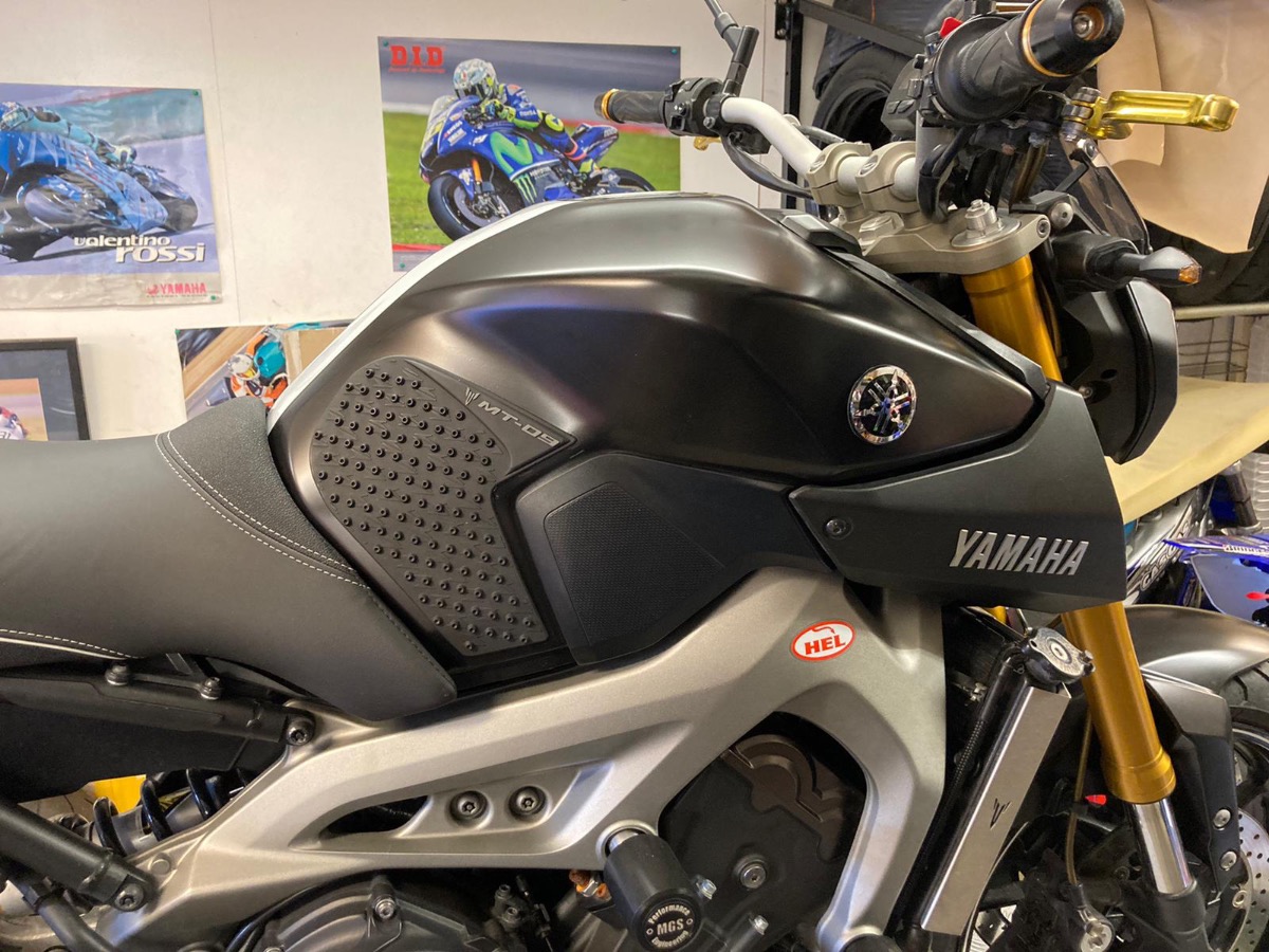 2013 Yamaha MT-09 Image 2
