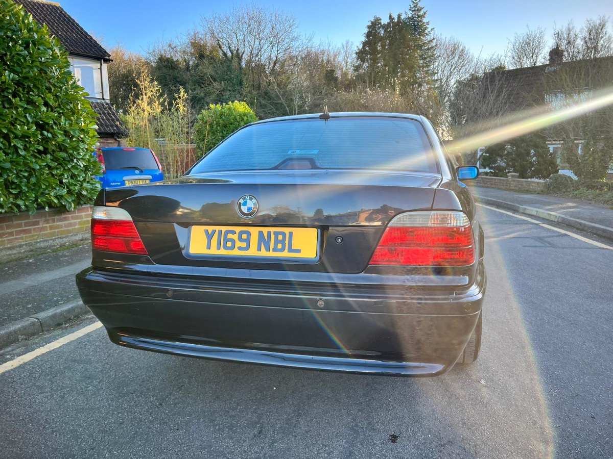 2001 BMW 7 Series Image 5