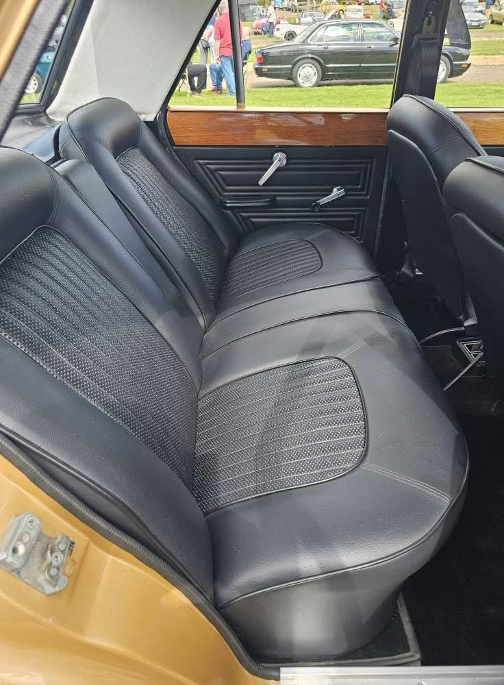 1969 Ford Cortina Image 9