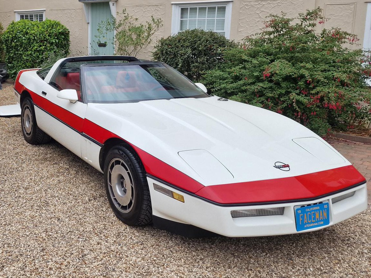 1985 Chevrolet Corvette Image 1