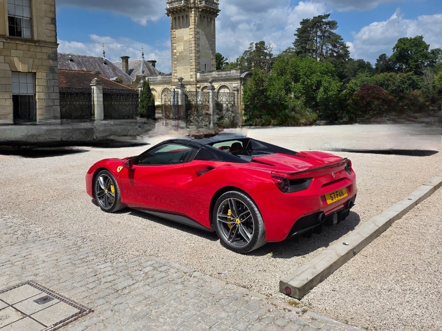 2019 Ferrari 488 Image 7