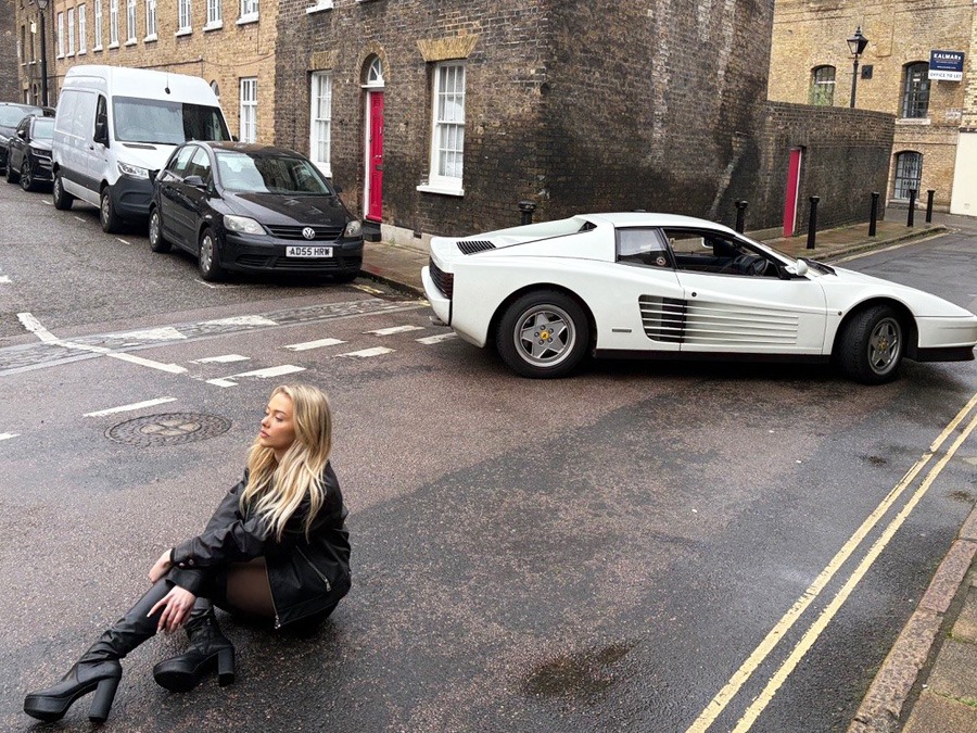 1989 Ferrari Testarossa  Image 7