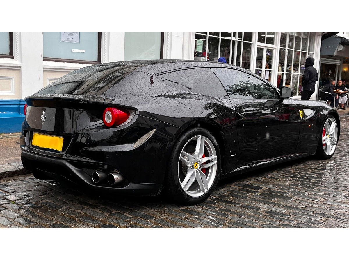 2012 Ferrari FF Image 3