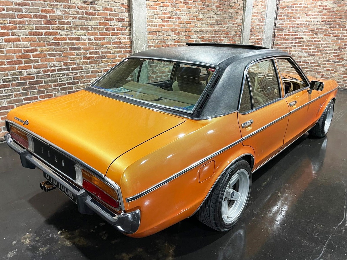 1977 Ford Granada Image 3