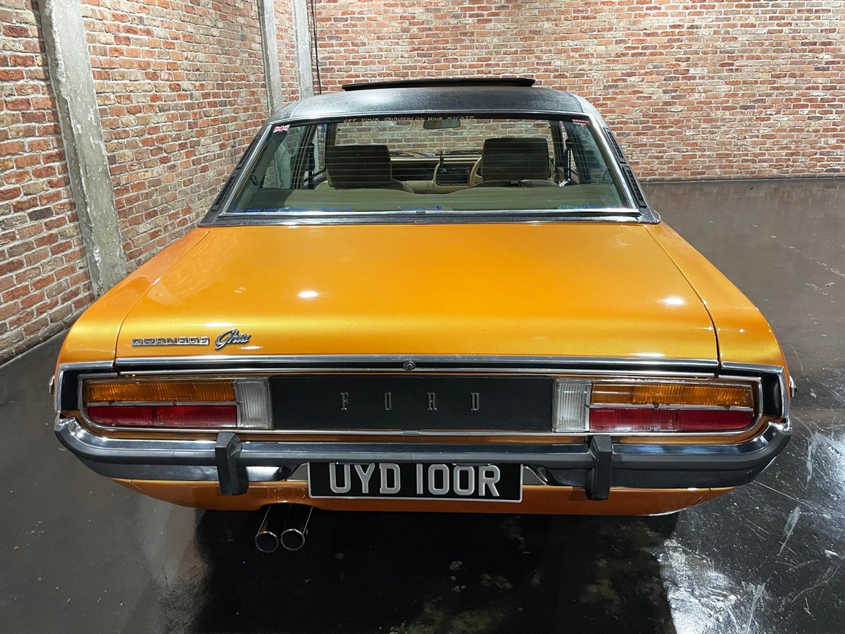 1977 Ford Granada Image 8