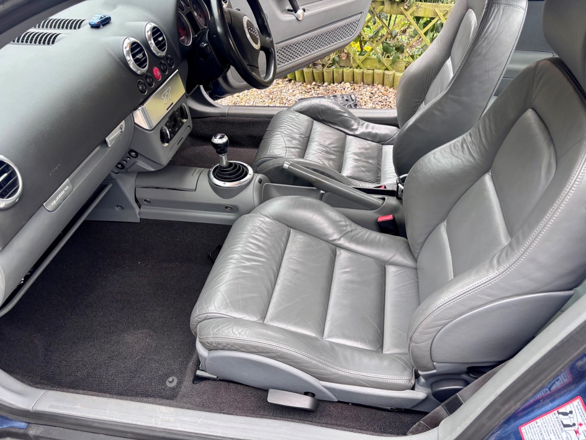 2003 Audi TT Image 5