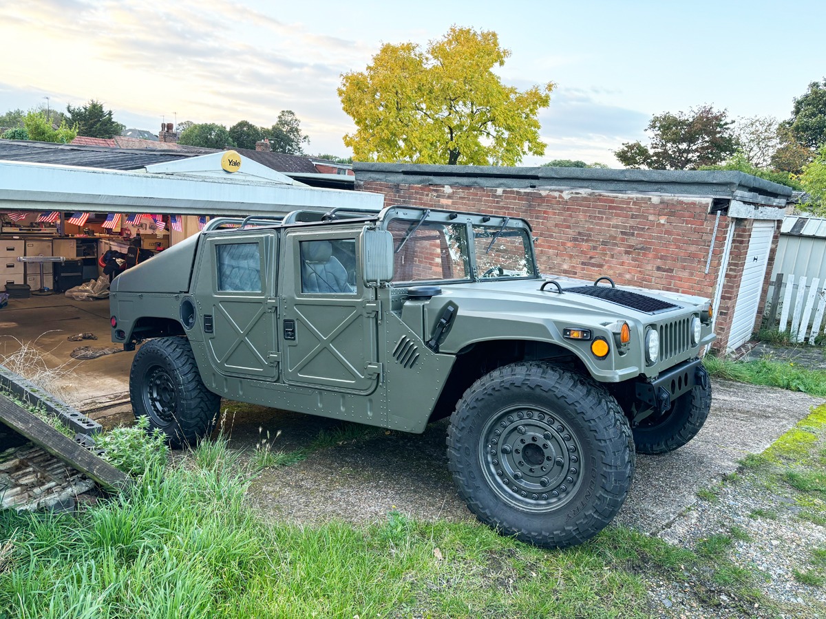 1985 Hummer H1 Image 2