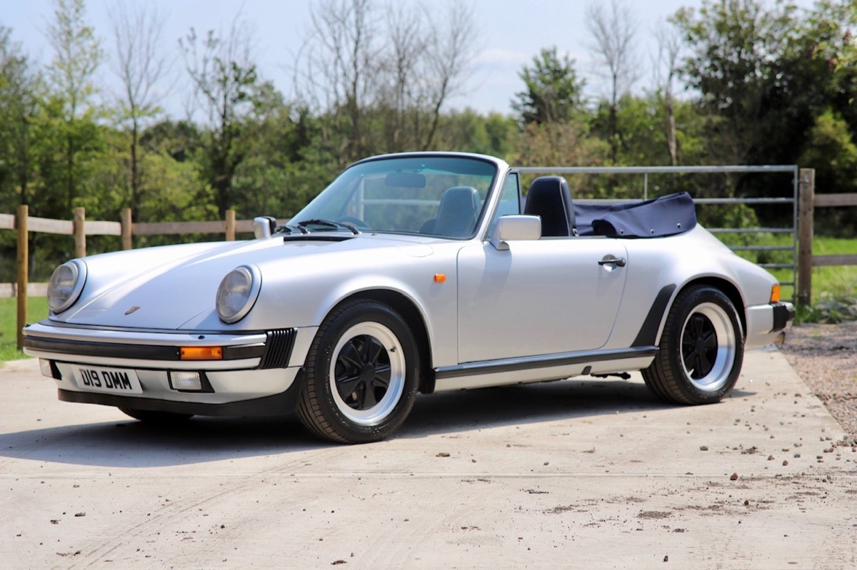 1989 Porsche 911 Image 1