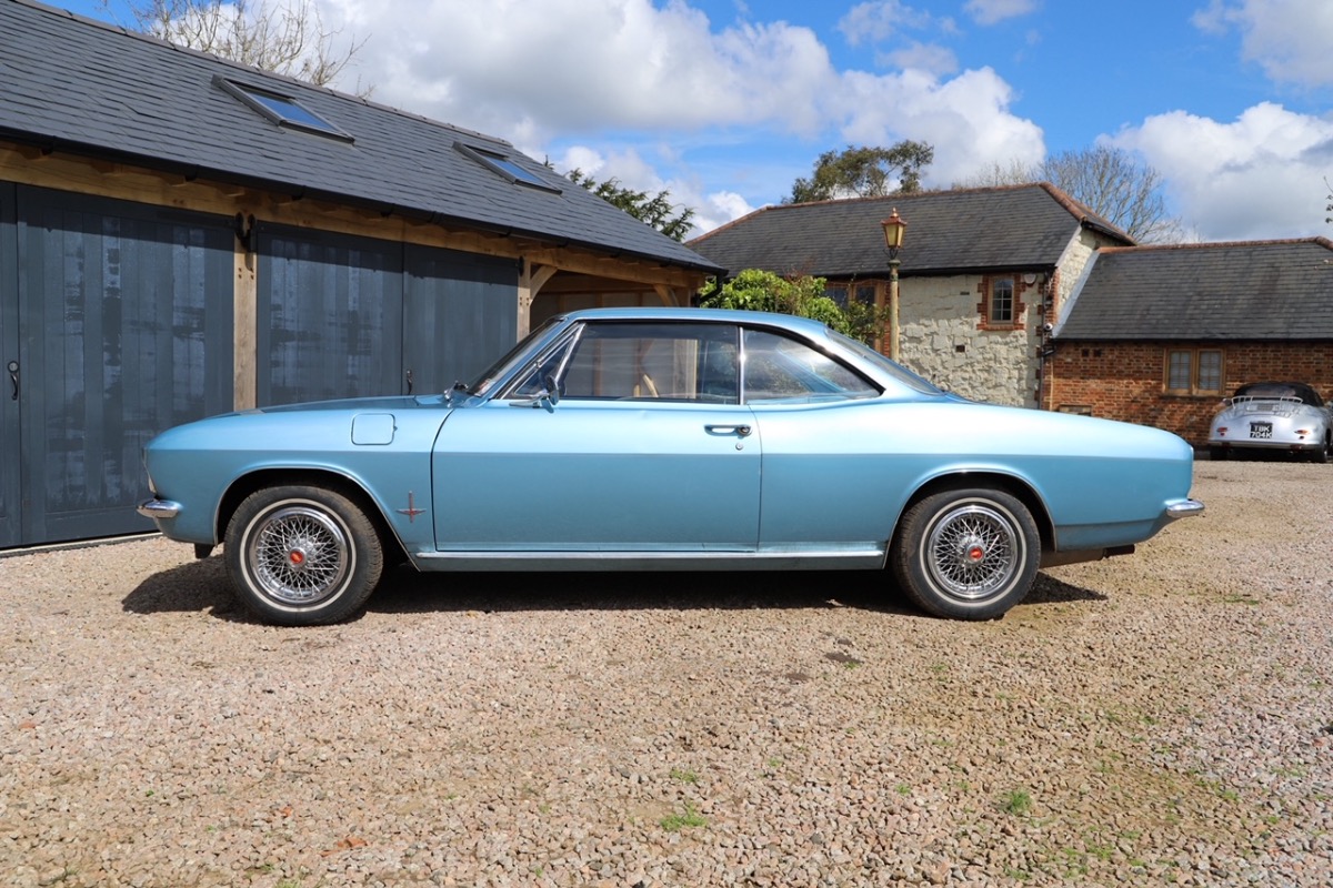 1966 Chevrolet Corvair Image 2