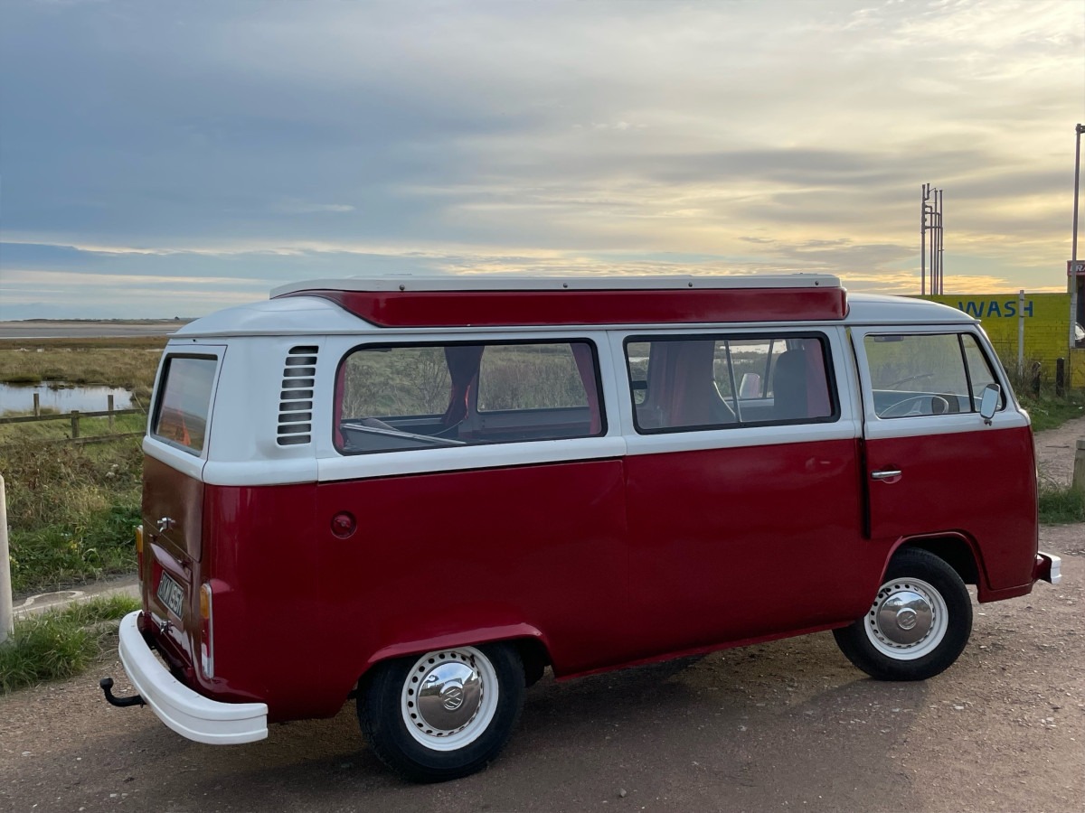 1972 Volkswagen T2 Camper Van / Bus Image 2