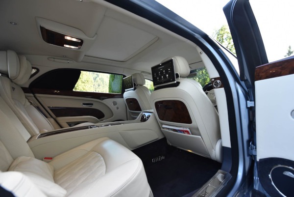 2017 Bentley Mulsanne Image 8