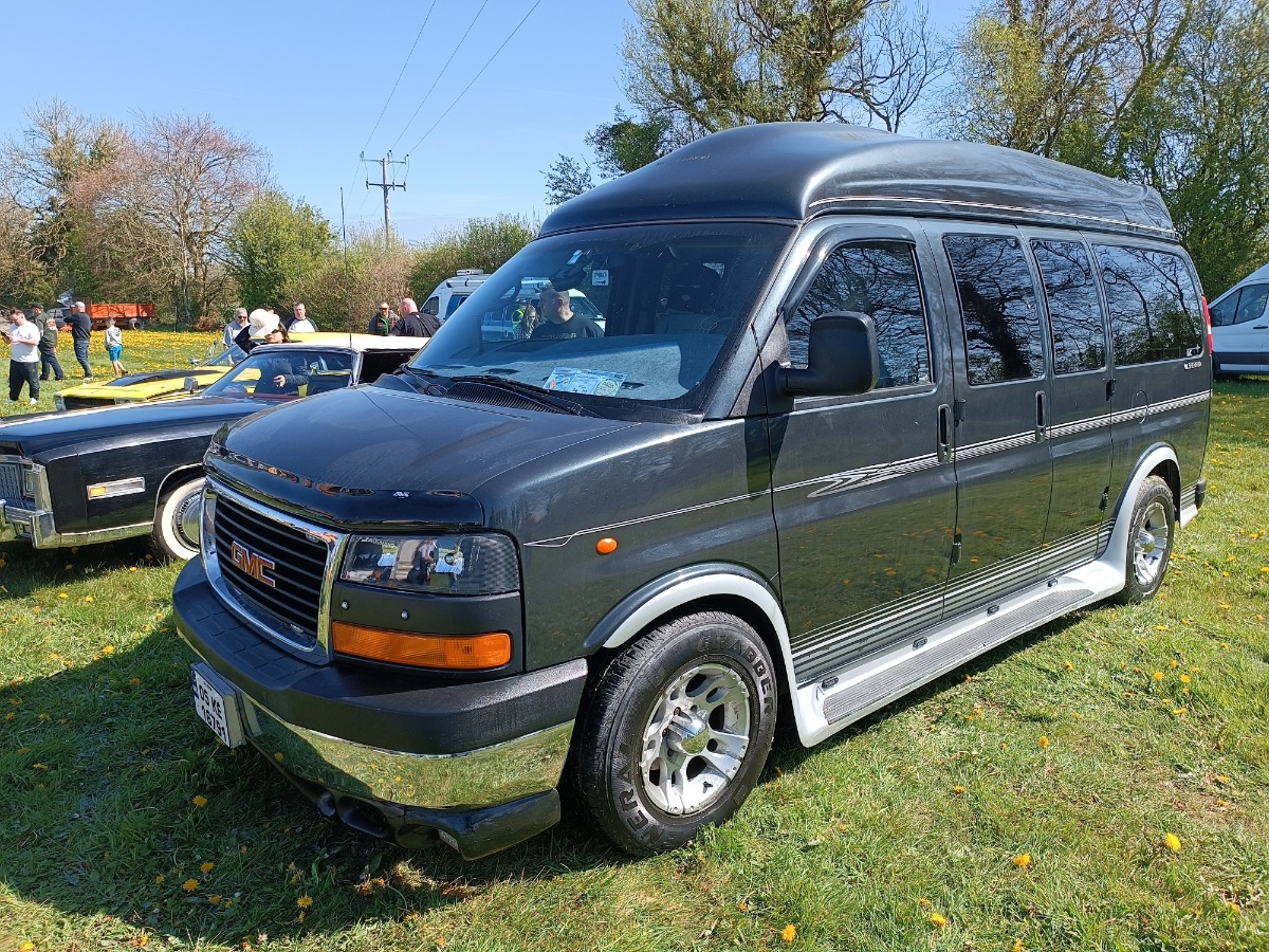 2005 GMC Savana Image 4