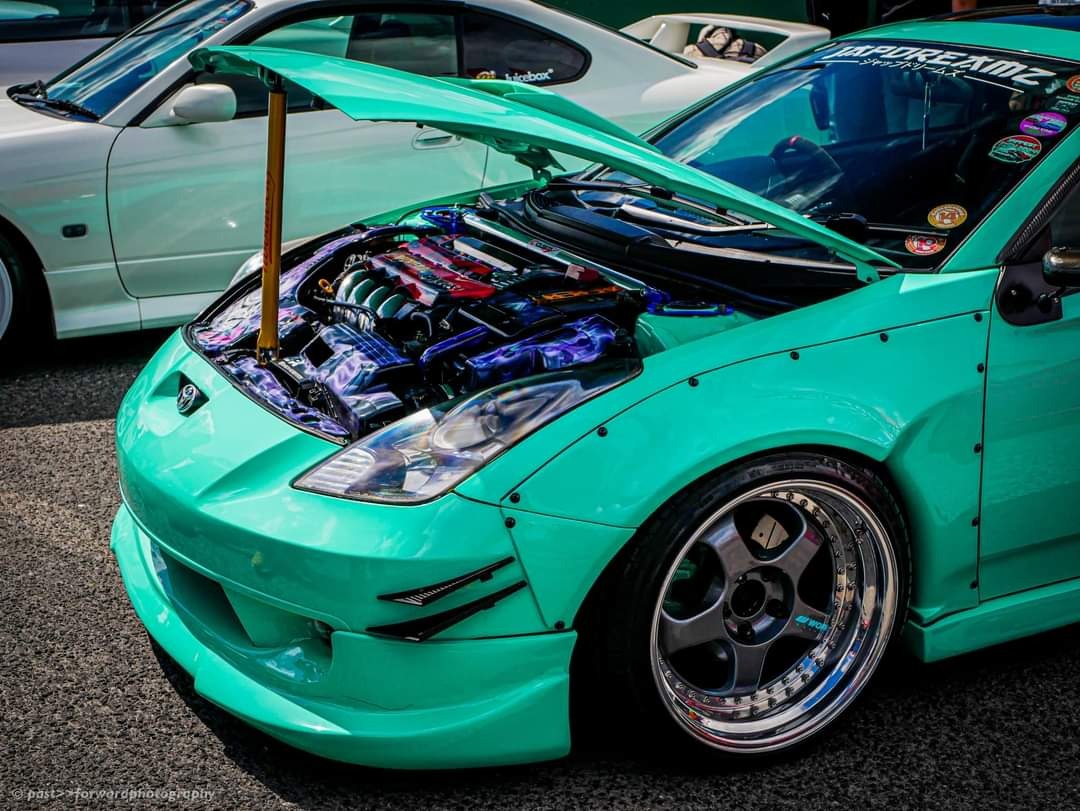 2001 Toyota Celica Image 10