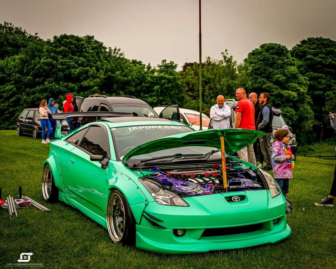 2001 Toyota Celica Image 5