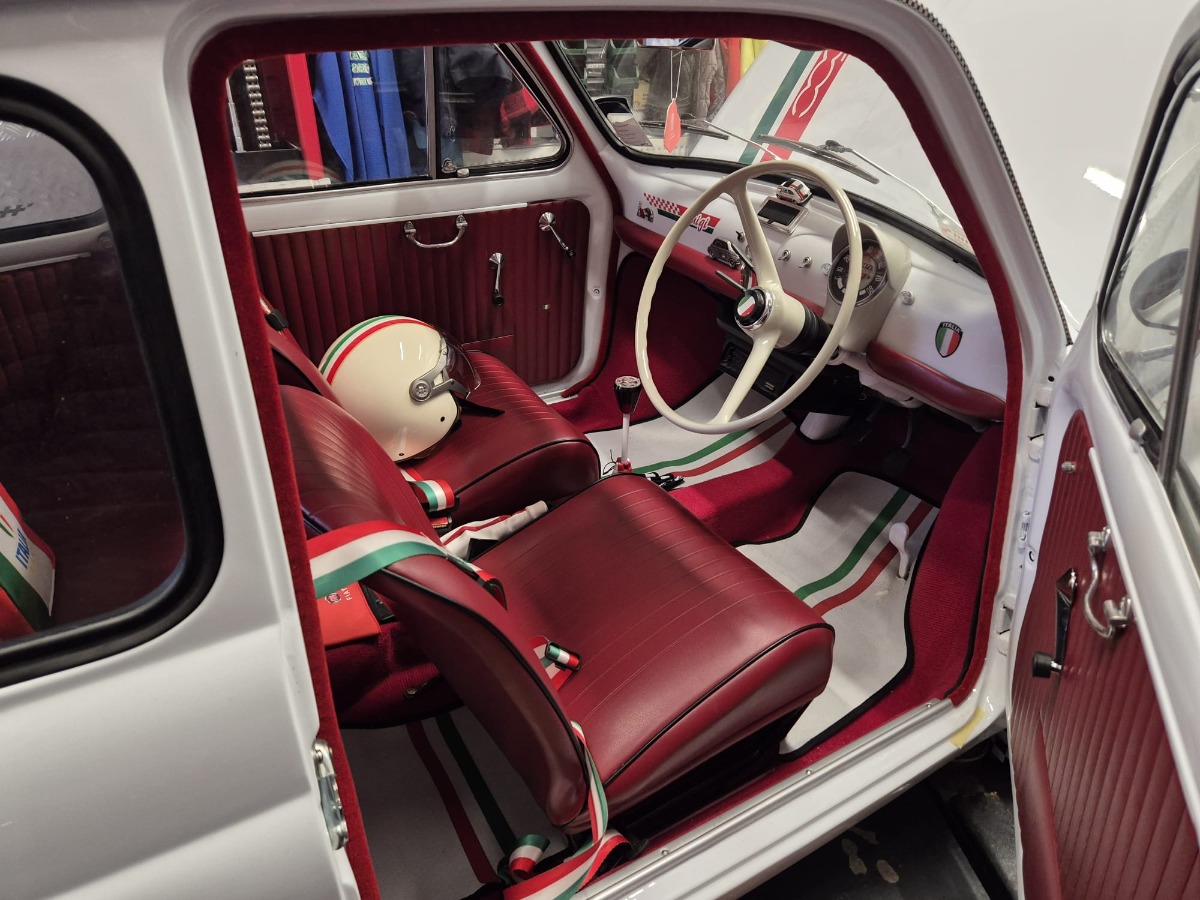 1967 Fiat 500 Image 4