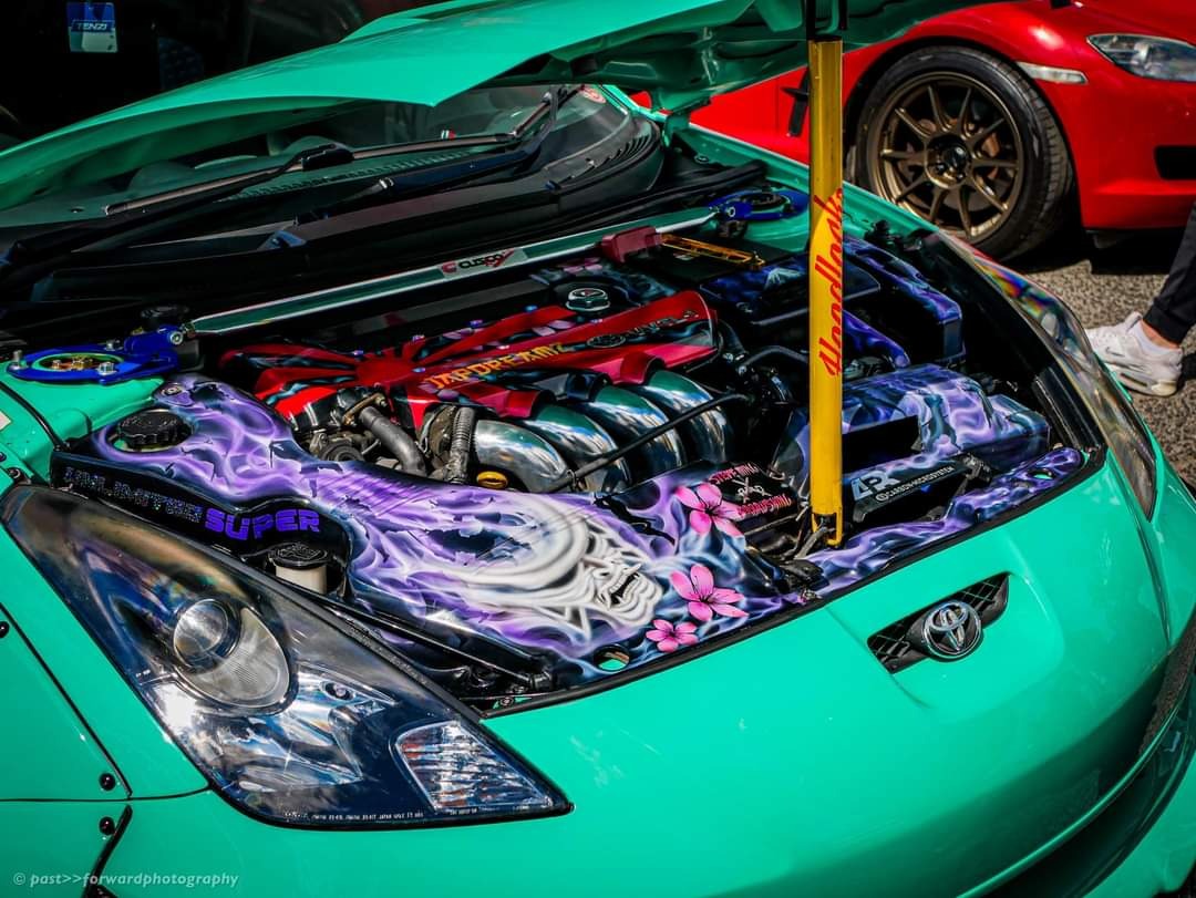 2001 Toyota Celica Image 9