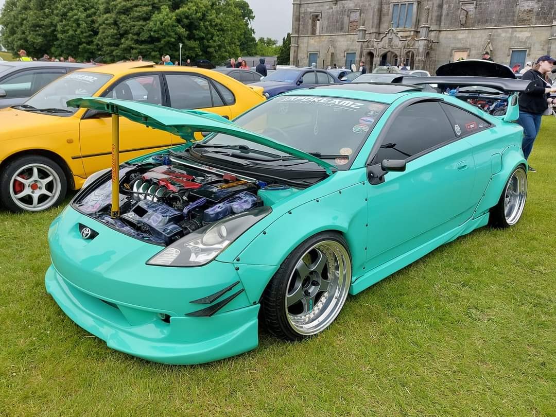 2001 Toyota Celica Image 6