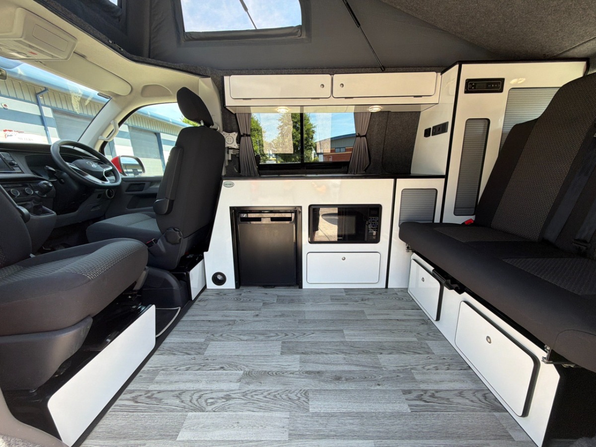2022 Volkswagen Transporter Image 7