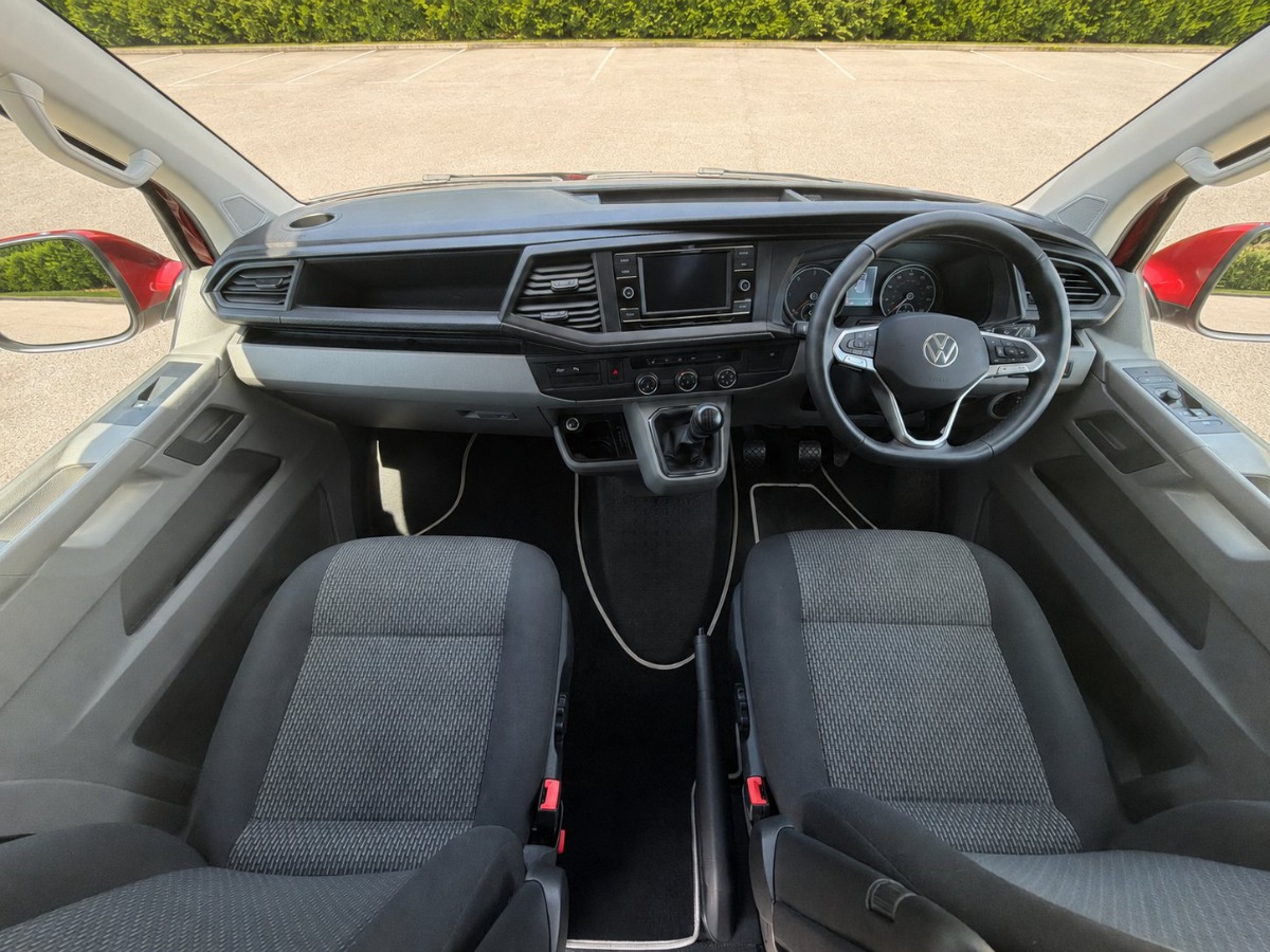 2022 Volkswagen Transporter Image 6