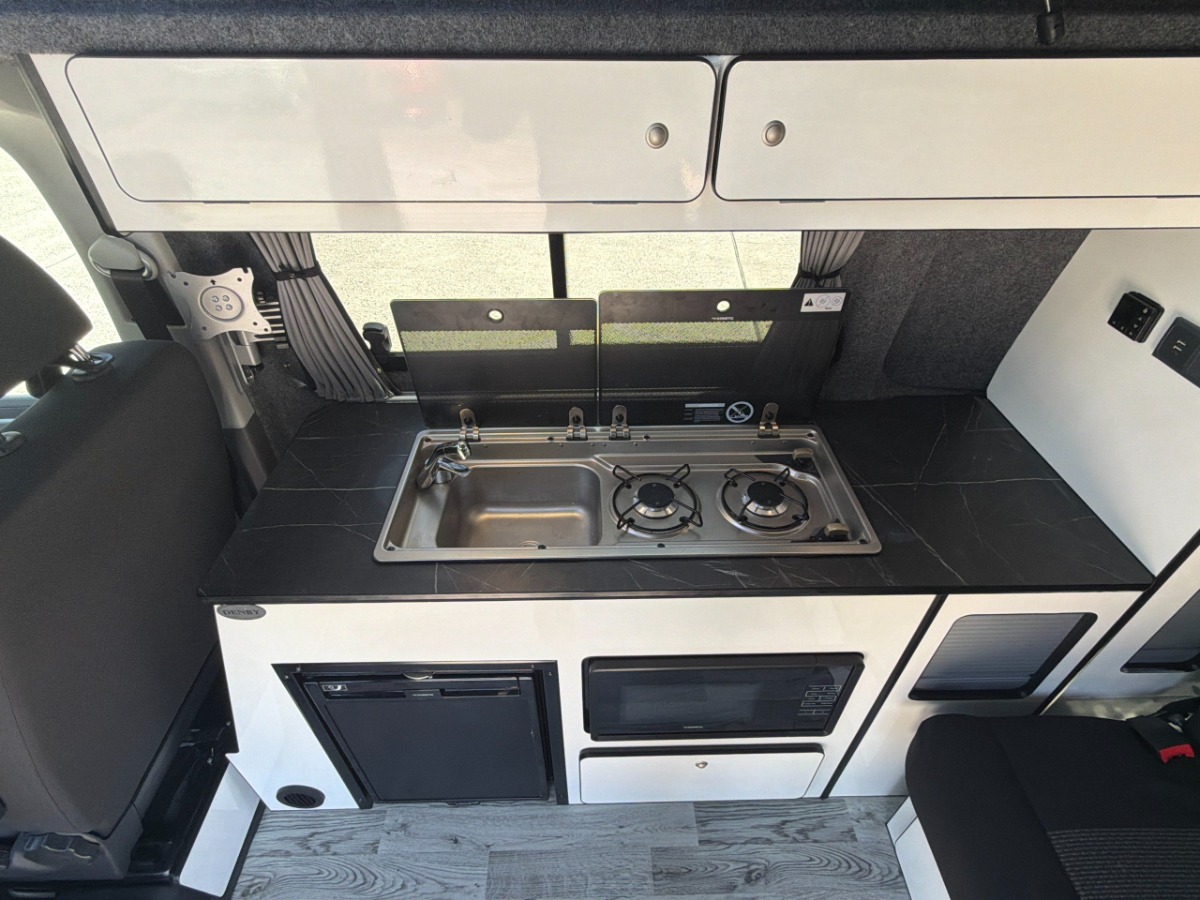 2022 Volkswagen Transporter Image 5