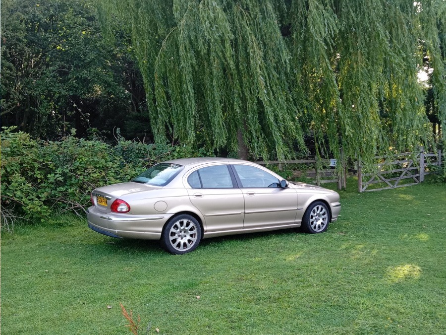 2004 Jaguar X Type Image 3