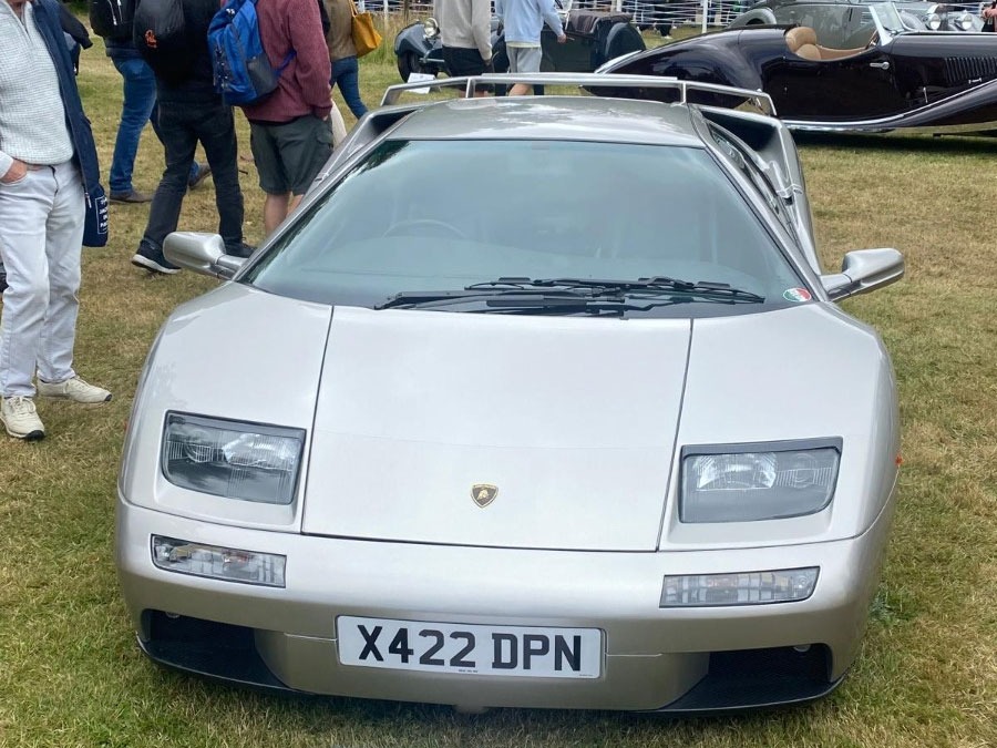 2000 Lamborghini Diablo Image 2
