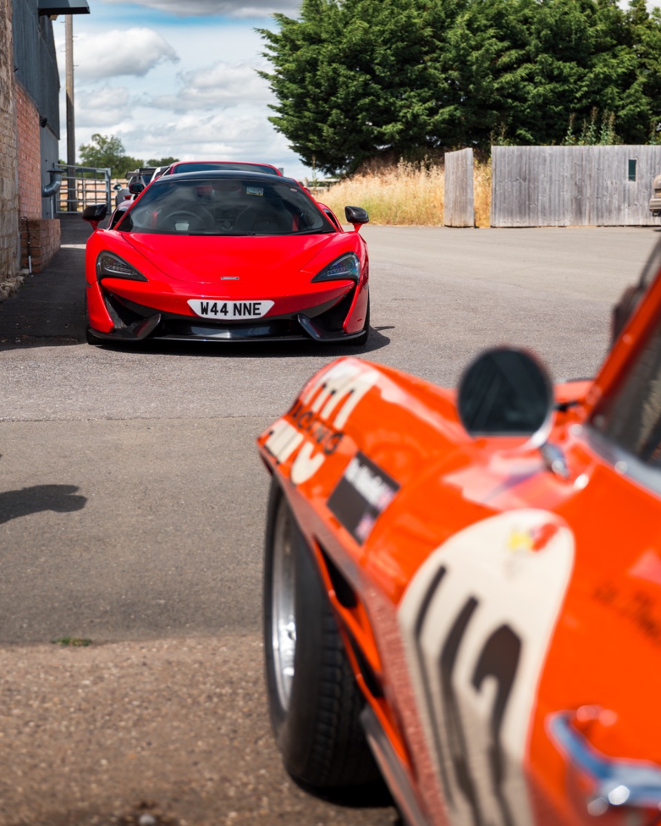 2017 McLaren 570GT Image 4