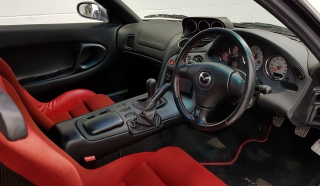 2002 Mazda RX7 Image 5