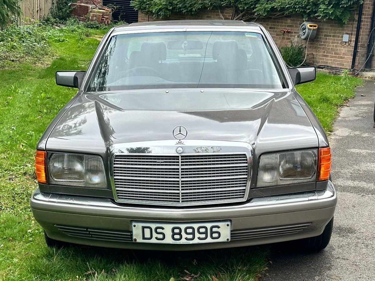 1988 Mercedes-Benz 300SE Image 5