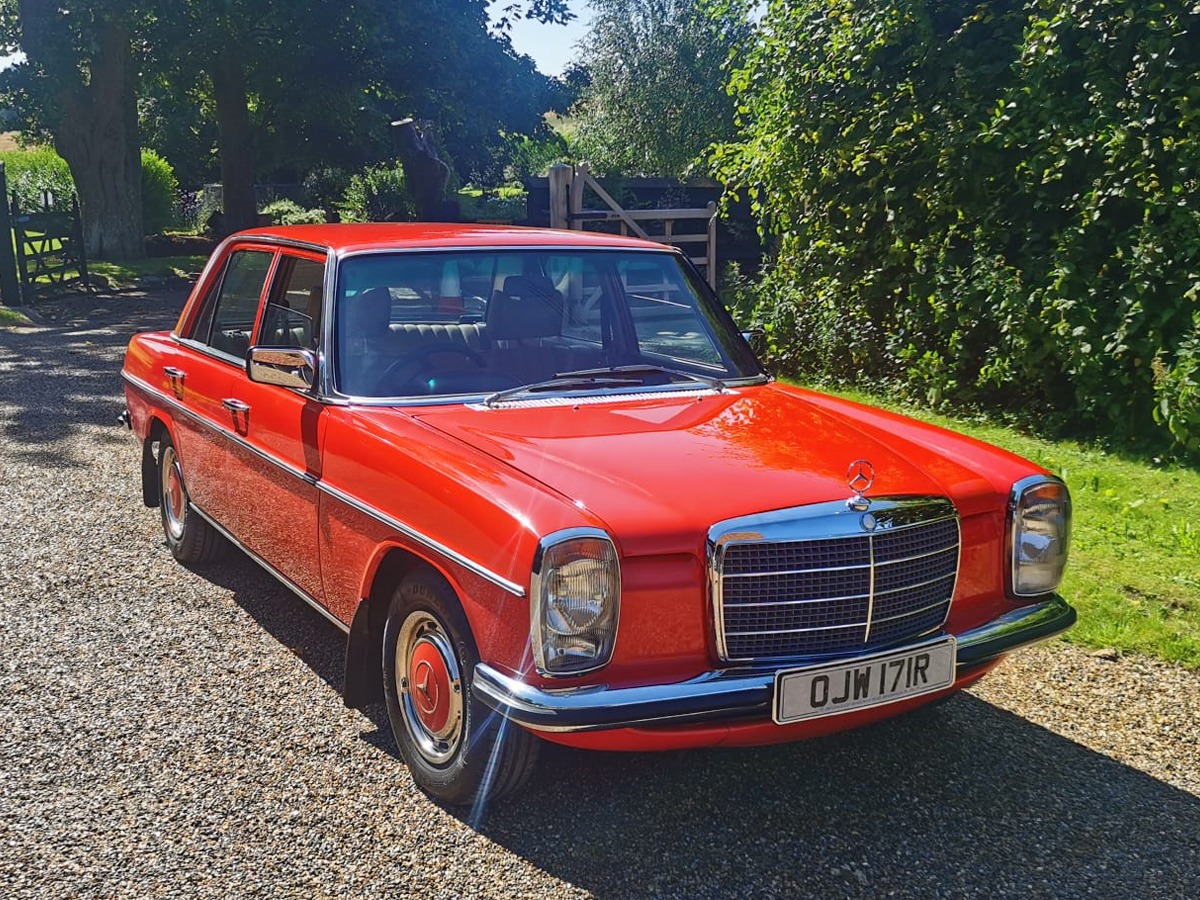 1976 Mercedes-Benz 240 Image 1
