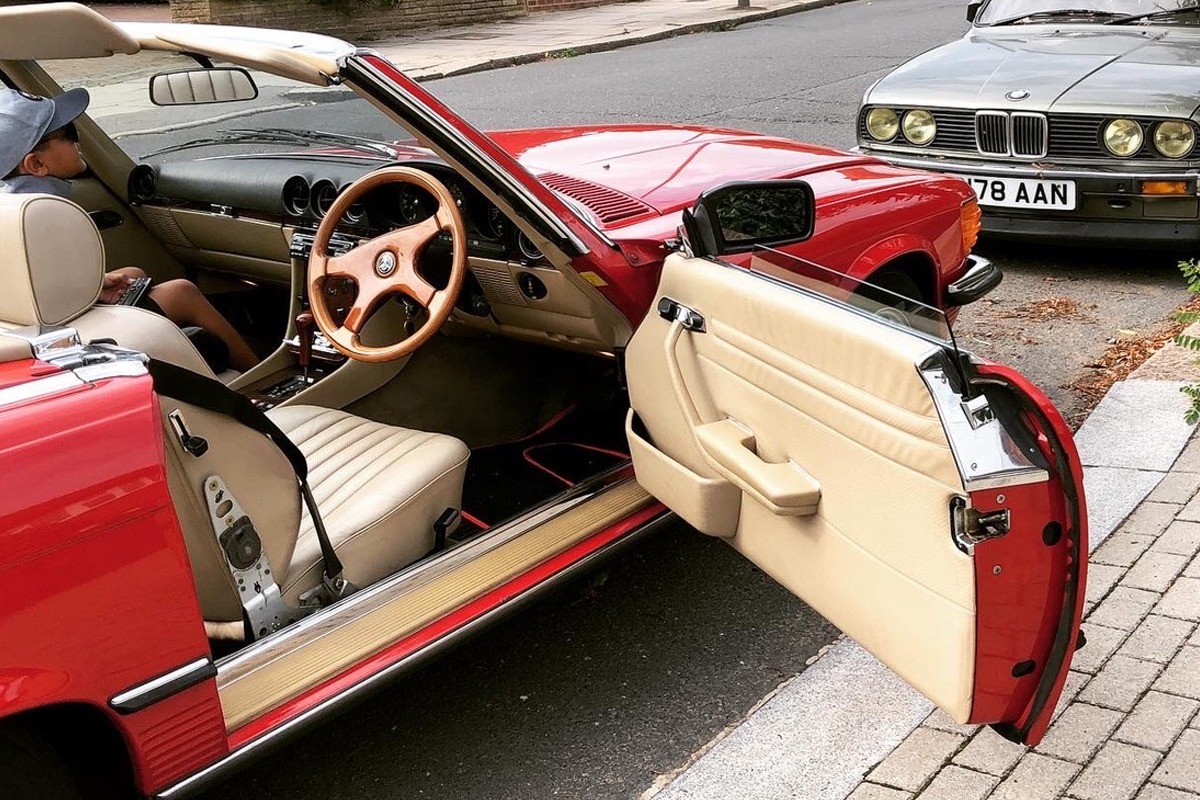 1989 Mercedes-Benz 300SL Image 2