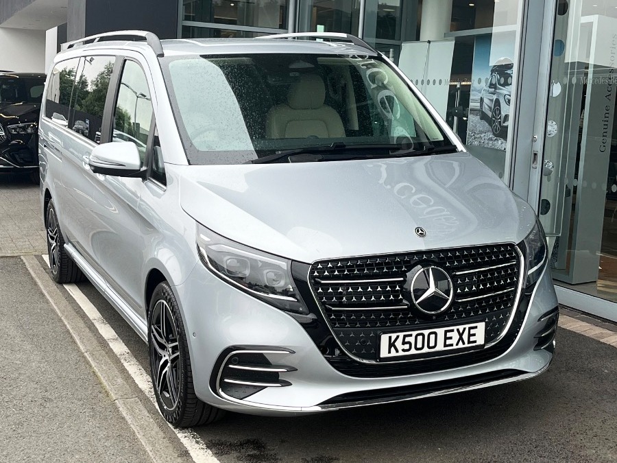 2026 Mercedes-Benz V-Class Image 1