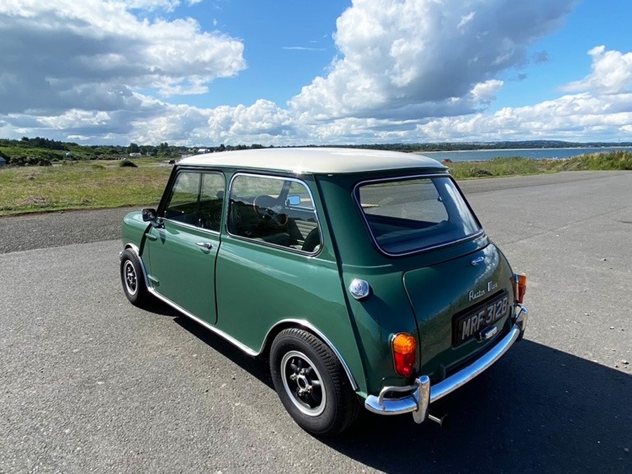 1964 Austin Mini Image 2