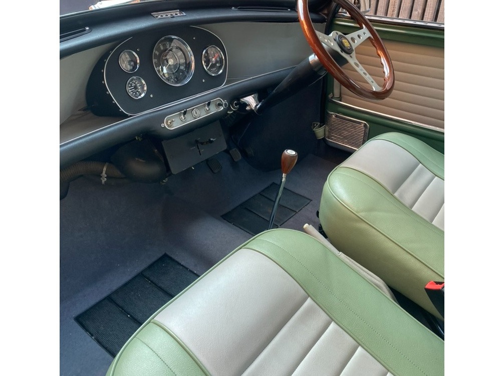 1964 Austin Mini Image 3