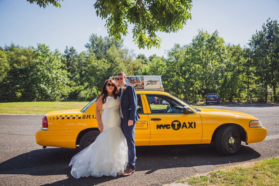 2003 Ford Crown Victoria Image 2