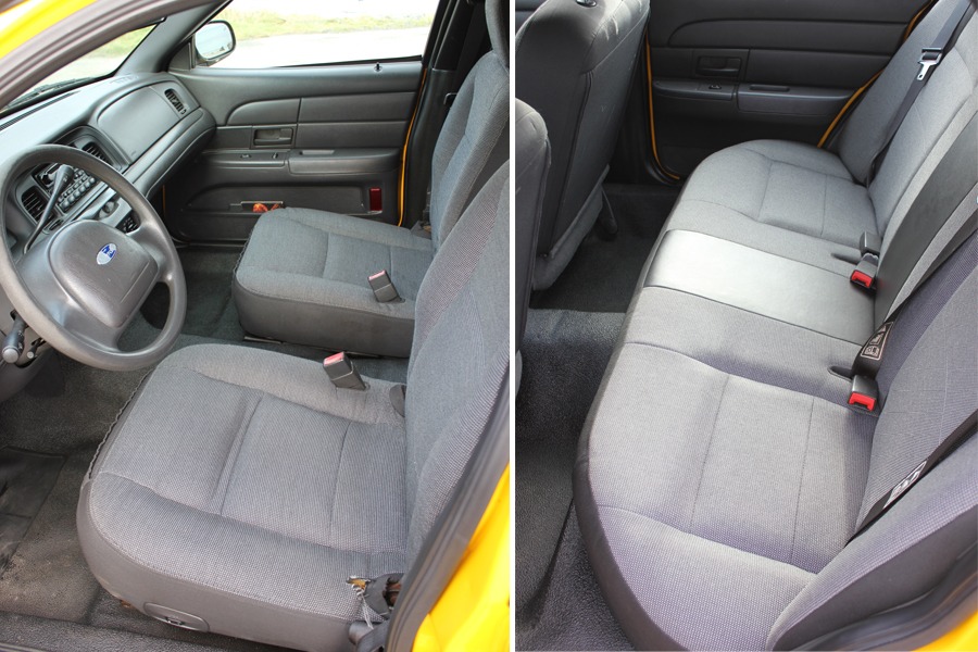 2003 Ford Crown Victoria Image 20