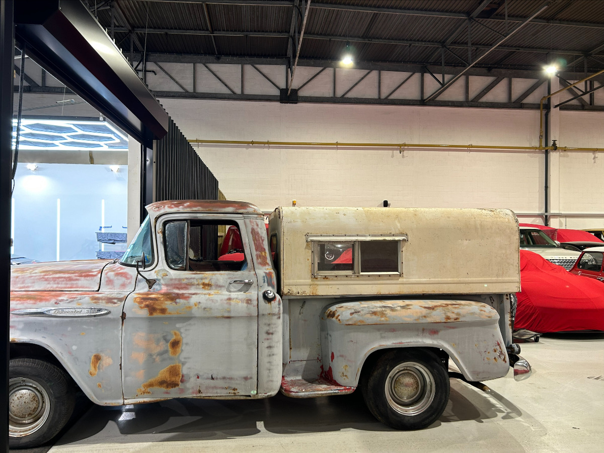 1957 Chevrolet 3100 Image 4