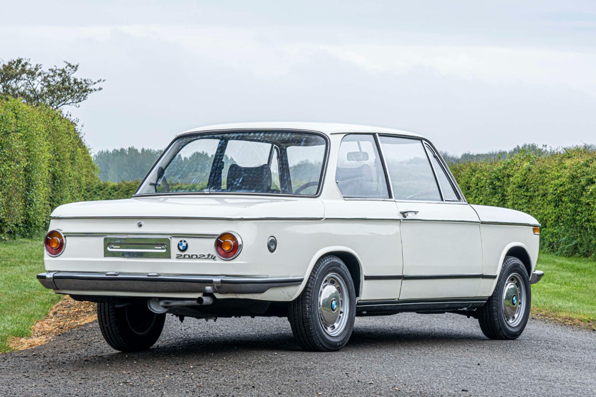 1972 BMW 2002 Image 2