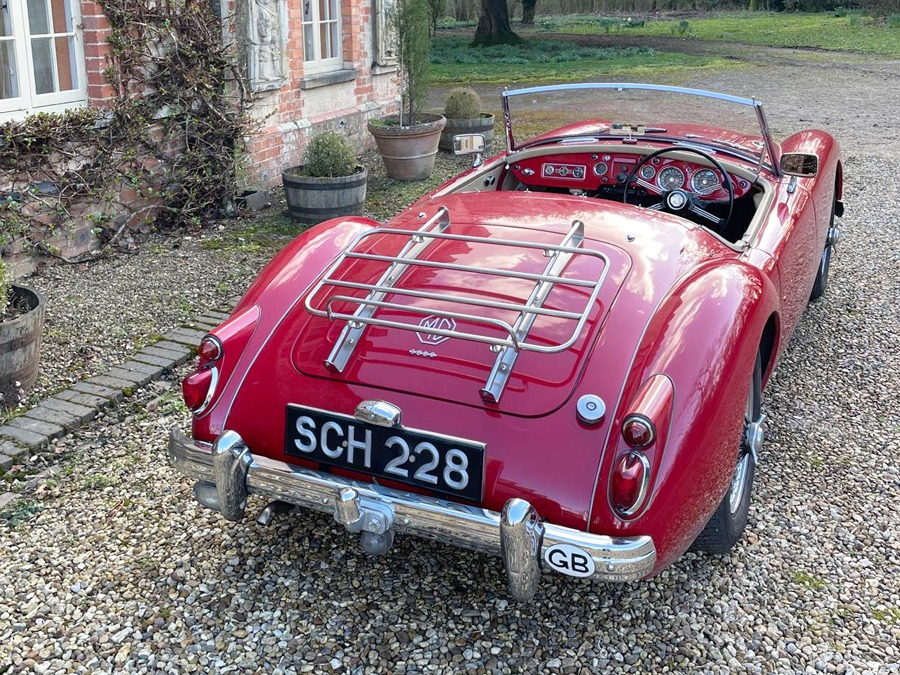 1960 MG Roadster Image 2