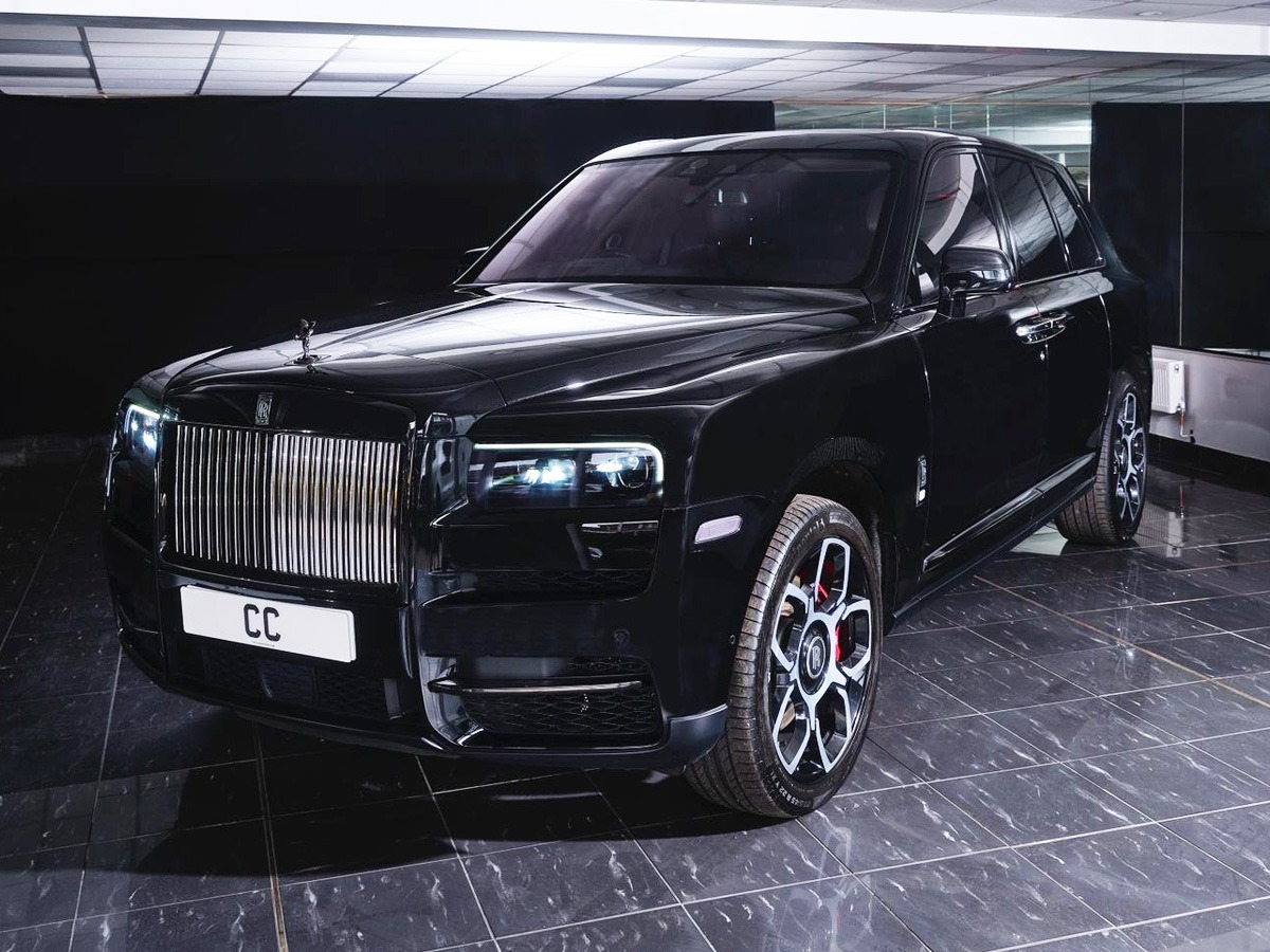 2022 Rolls-Royce Cullinan Image 1